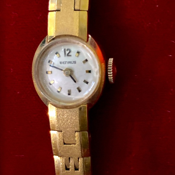 VINTAGE watch - Picture 5 of 7